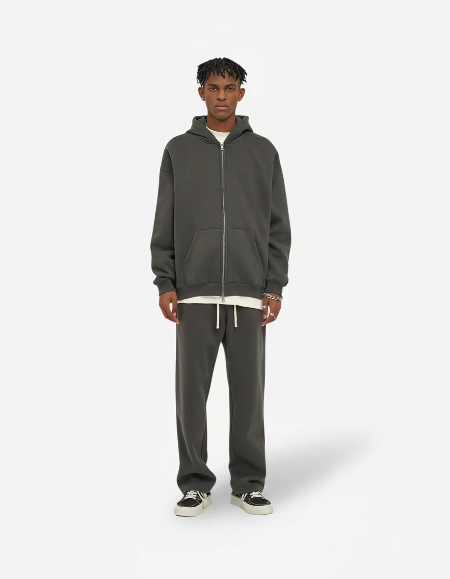 WIDE STACK JOGGER